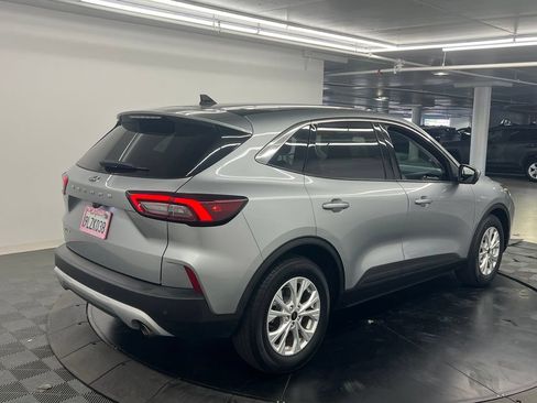 Used 2023 Ford Escape Active w/ Tech Pack #2 FWD image 5