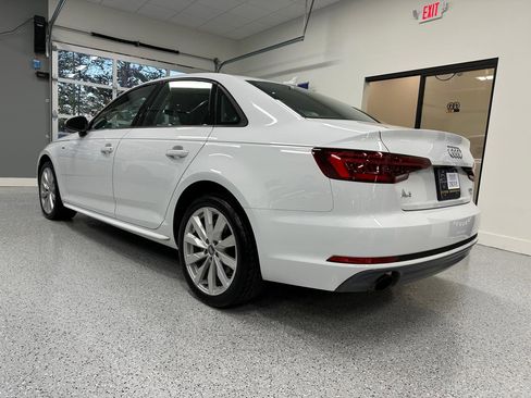Used 2018 Audi A4 2.0T Ultra Premium w/ Convenience Package FWD image 5
