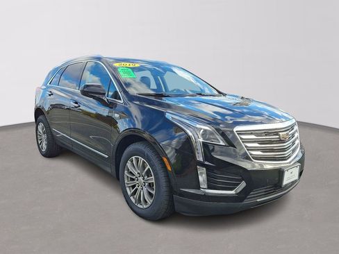 Used 2019 Cadillac XT5 Luxury image 3