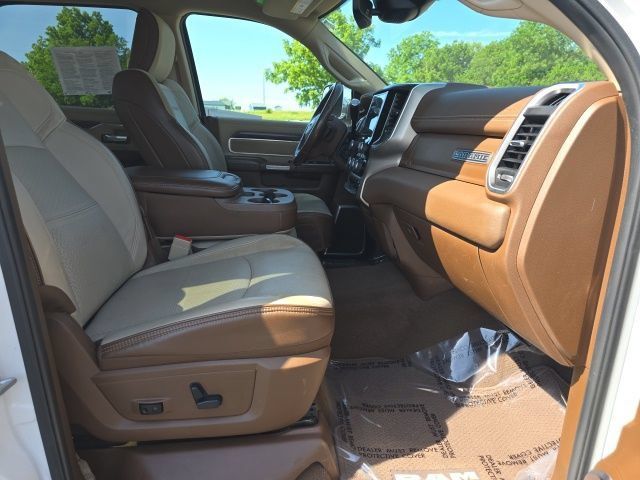 Used 2019 RAM 3500 Laramie AWD/4WD image 40