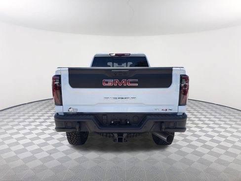 New 2026 GMC Sierra 2500 AT4X w/ AT4X AEV Edition AWD/4WD image 5