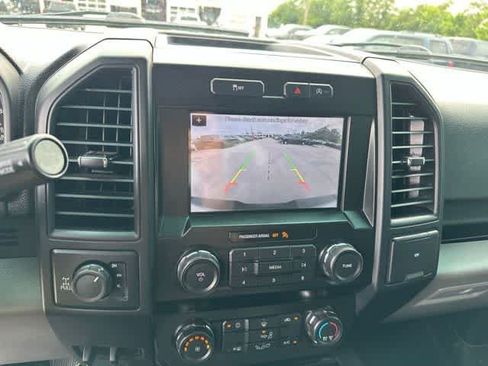 Used 2019 Ford F150 XL w/ Equipment Group 101A Mid AWD/4WD image 8
