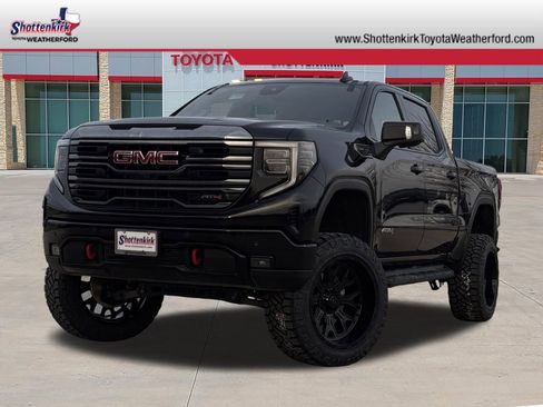 Used 2024 GMC Sierra 1500 AT4 w/ Technology Package image 1