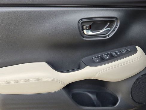 New 2026 Honda HR-V LX image 15
