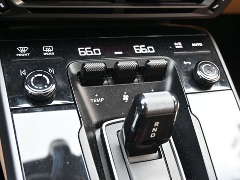 Certified 2021 Porsche 911 Carrera 4S image 30