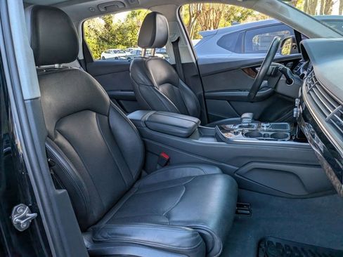 Used 2019 Audi Q7 3.0T Prestige image 18