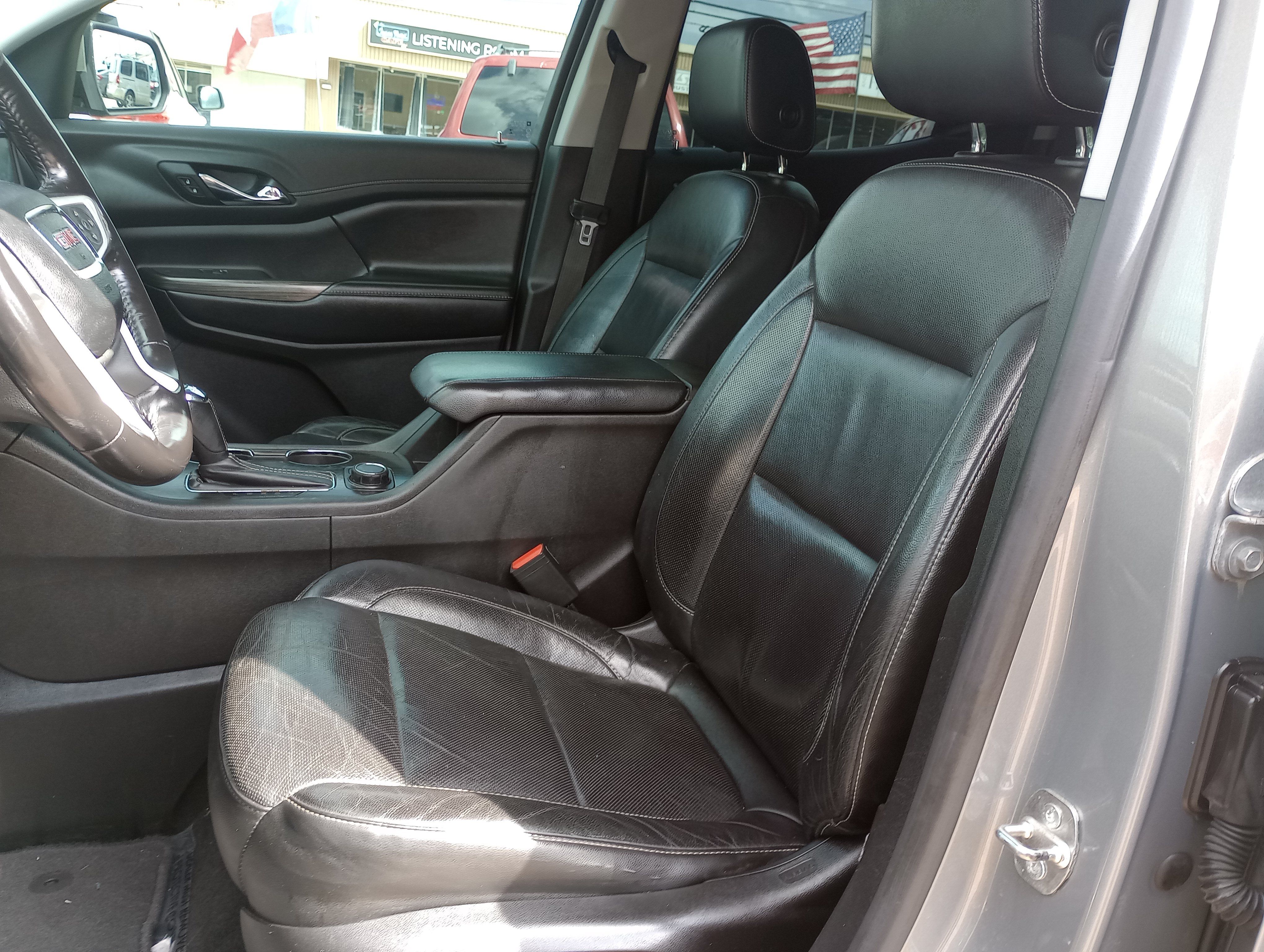 Used 2019 GMC Acadia SLT FWD image 10