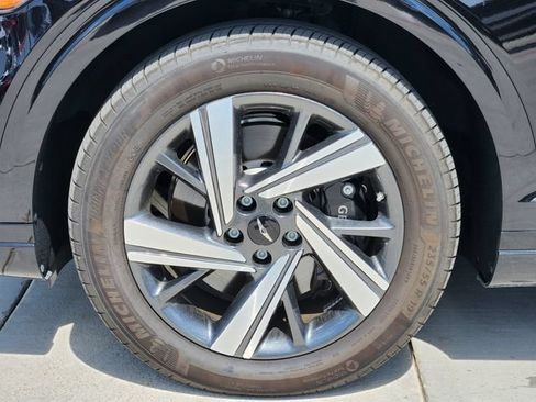 Used 2026 Genesis GV70 3.5T Sport Advanced AWD/4WD image 7