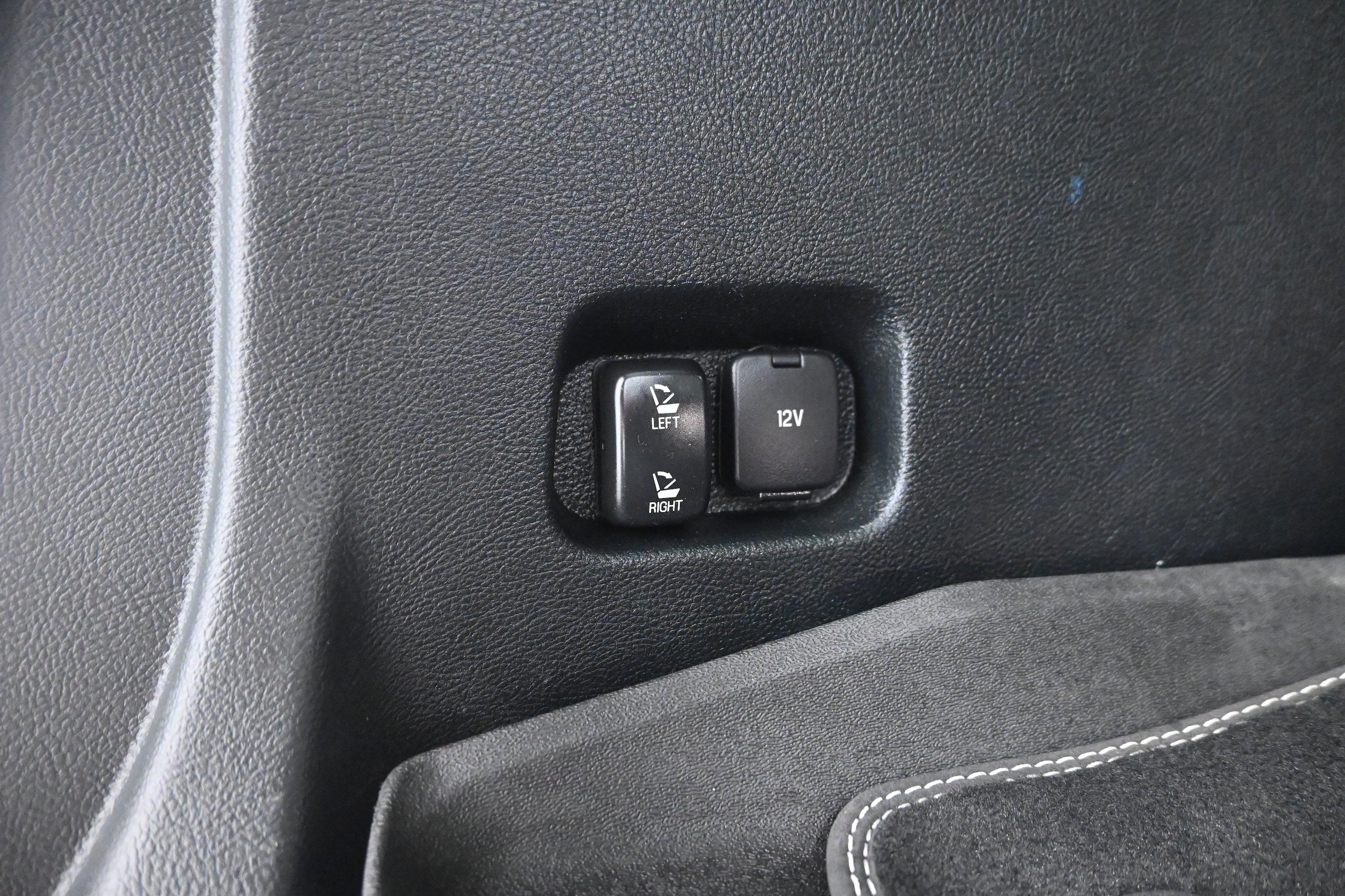 Used 2020 Ford Edge ST w/ Equipment Group 401A AWD/4WD image 36