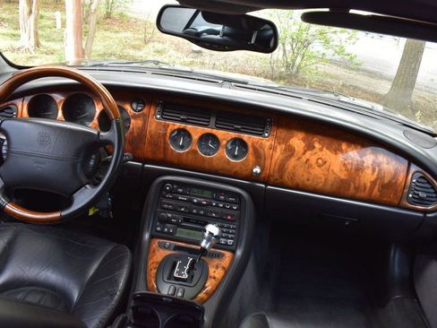 Used 2002 Jaguar XK8 Convertible RWD image 24