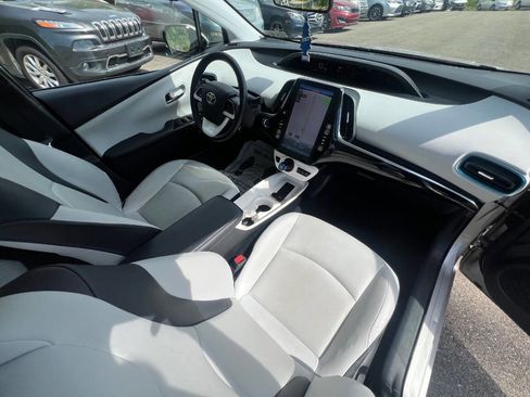 Used 2017 Toyota Prius Prime Premium w/ Carpet Mat Package FWD image 14