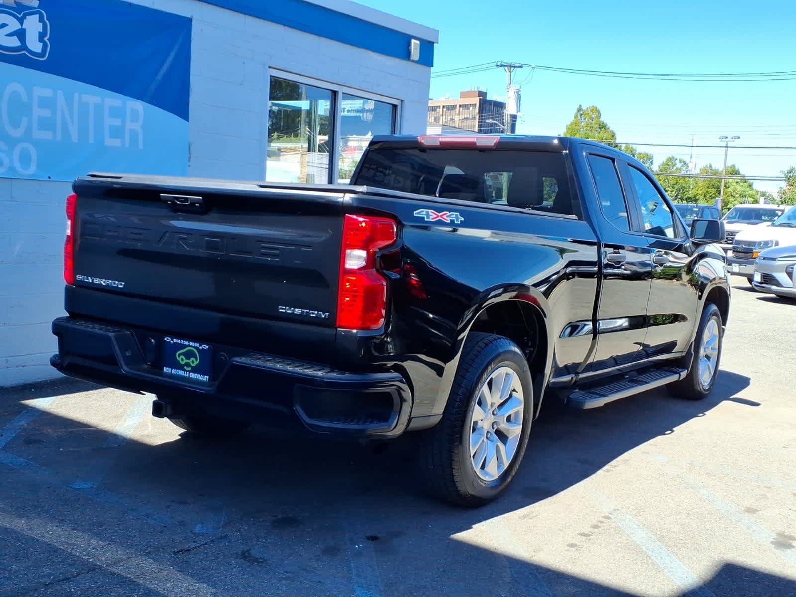 Certified 2023 Chevrolet Silverado 1500 Custom AWD/4WD image 6