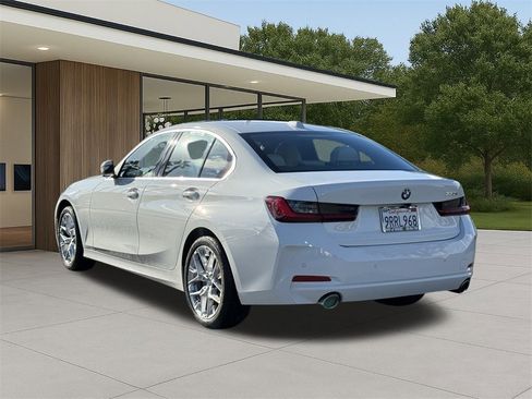 Used 2025 BMW 330i 330i w/ Premium Package image 10