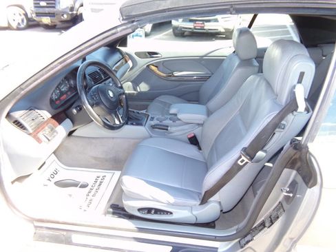 Used 2004 BMW 325Ci Convertible RWD image 6