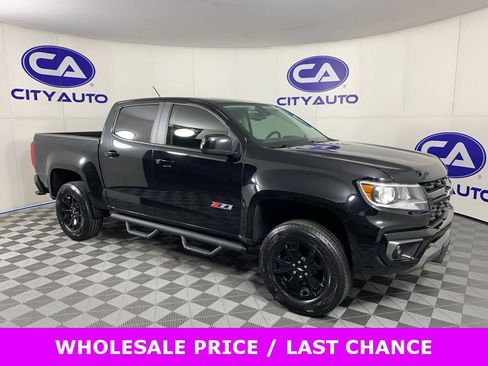 Used 2022 Chevrolet Colorado Z71 w/ Z71 Midnight Edition AWD/4WD image 1
