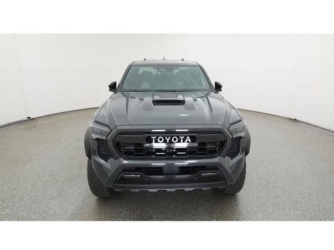 Used 2025 Toyota Tacoma TRD Pro w/ Tow Tech Package AWD/4WD image 20