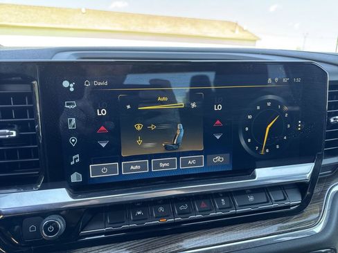 Used 2023 Chevrolet Silverado 1500 LT image 19