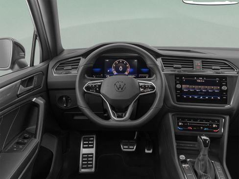 Certified 2023 Volkswagen Tiguan S FWD image 42