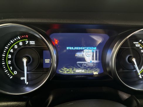 Used 2022 Jeep Wrangler Unlimited Rubicon 4xe w/ Cold Weather Group image 7