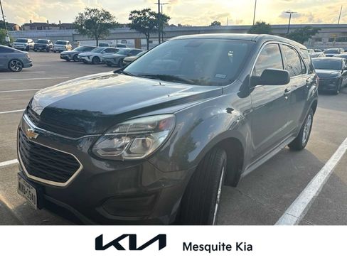 Used 2017 Chevrolet Equinox LS FWD image 1