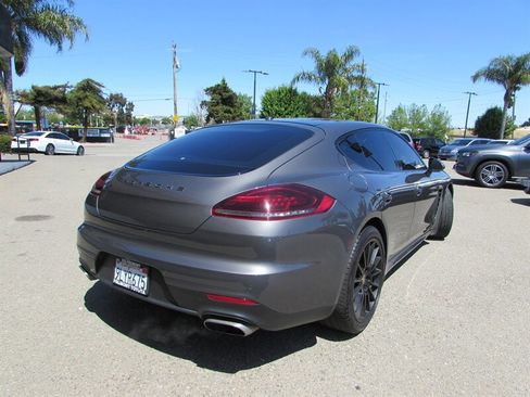 Used 2016 Porsche Panamera Edition w/ Premium Package Plus image 4