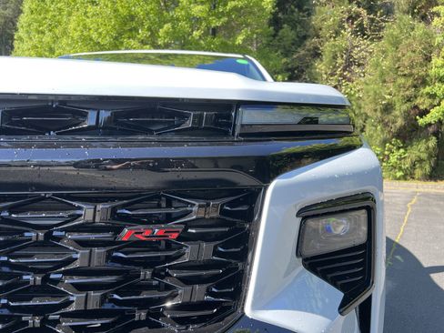 New 2026 Chevrolet Traverse RS FWD image 14