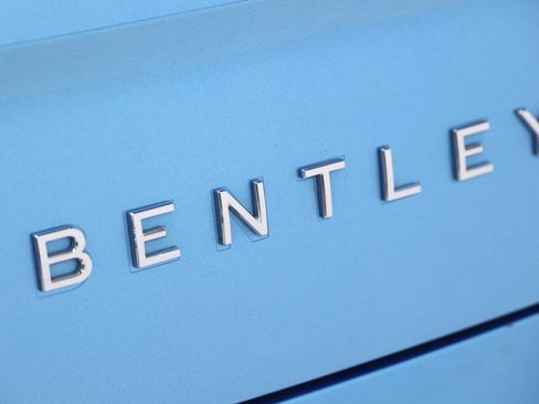 Used 2022 Bentley Flying Spur V8 AWD/4WD image 98