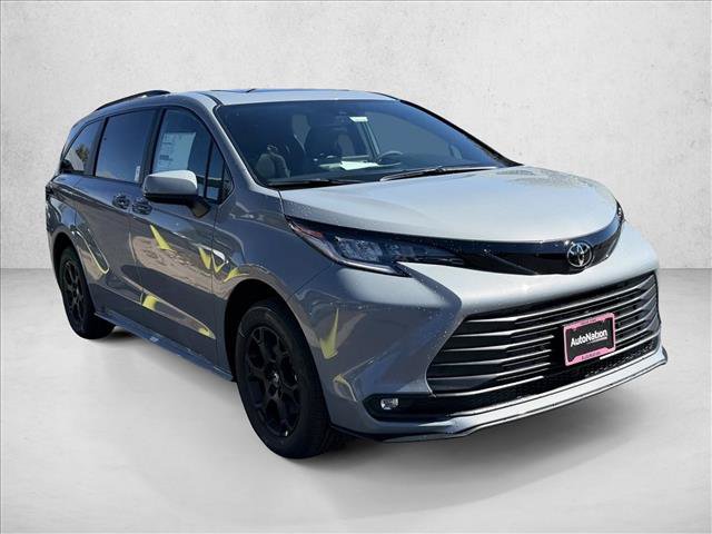 New 2026 Toyota Sienna XLE Woodland Edition AWD/4WD image 3