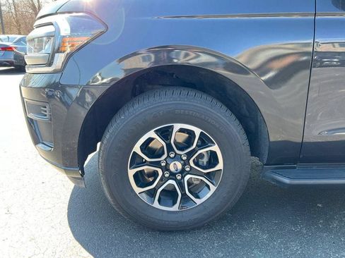 Used 2024 Ford Expedition Max XLT AWD/4WD image 9