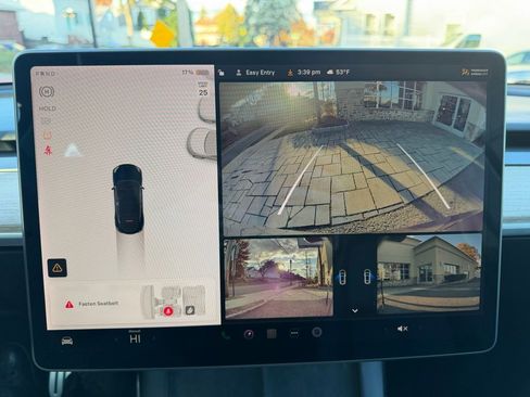 Used 2022 Tesla Model Y Performance image 14