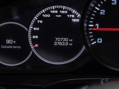 Used 2018 Porsche Panamera 4 AWD/4WD image 23