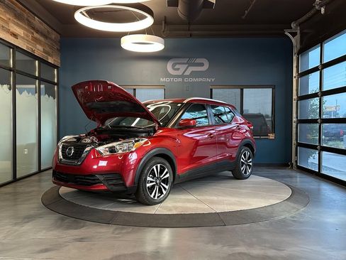 Used 2020 Nissan Kicks SV FWD image 23
