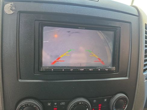 Used 2011 Mercedes-Benz Sprinter 2500 image 8