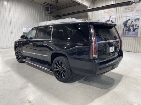 Used 2015 Cadillac Escalade ESV Premium image 6