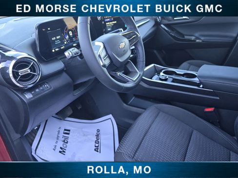 Used 2026 Chevrolet Equinox LT image 14