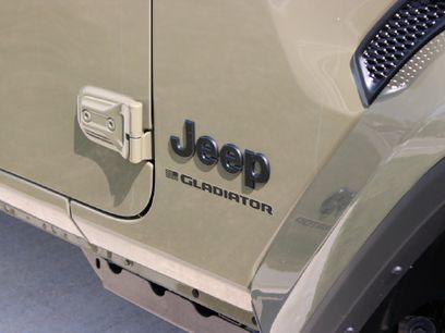 New 2026 Jeep Gladiator Sport