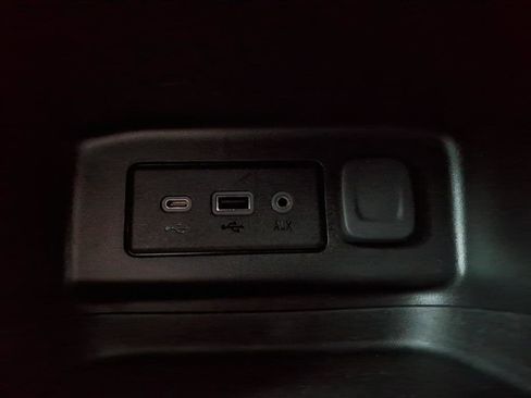 Used 2022 Chevrolet Equinox LT image 22