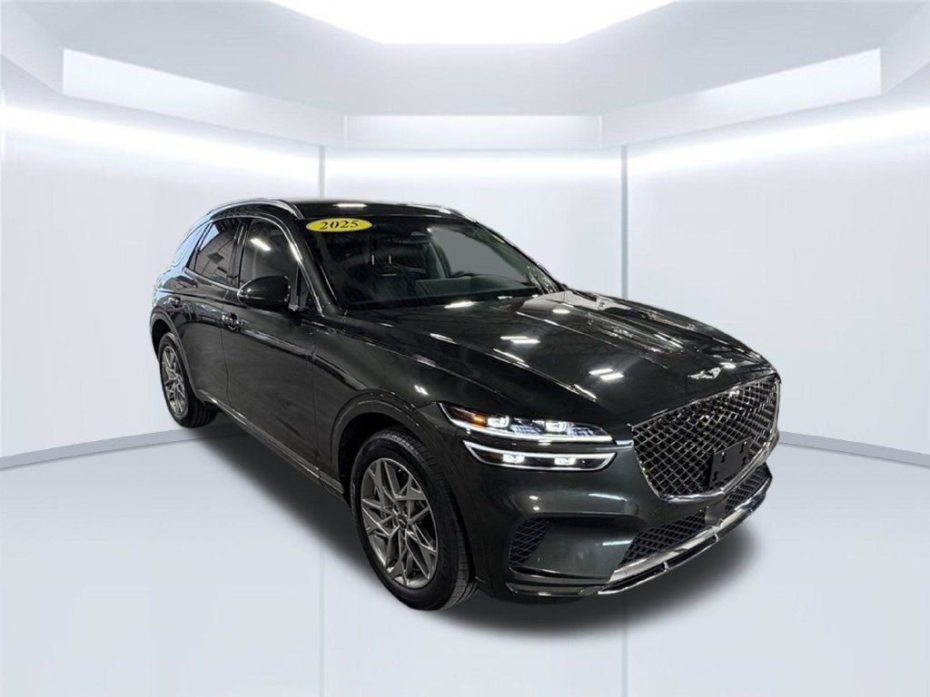 Used 2025 Genesis GV70 2.5T AWD/4WD image 9