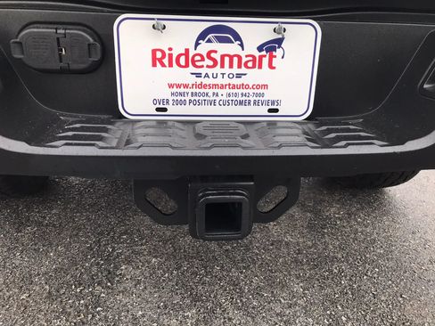 Used 2020 Toyota Tacoma SR w/ SX Package AWD/4WD image 35