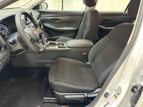 New 2025 Nissan Sentra S image 4