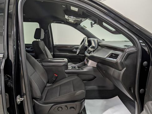 Used 2022 GMC Yukon XL SLE w/ Gmc Pro Safety Plus Package image 21