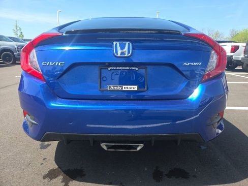 Used 2021 Honda Civic Sport image 9