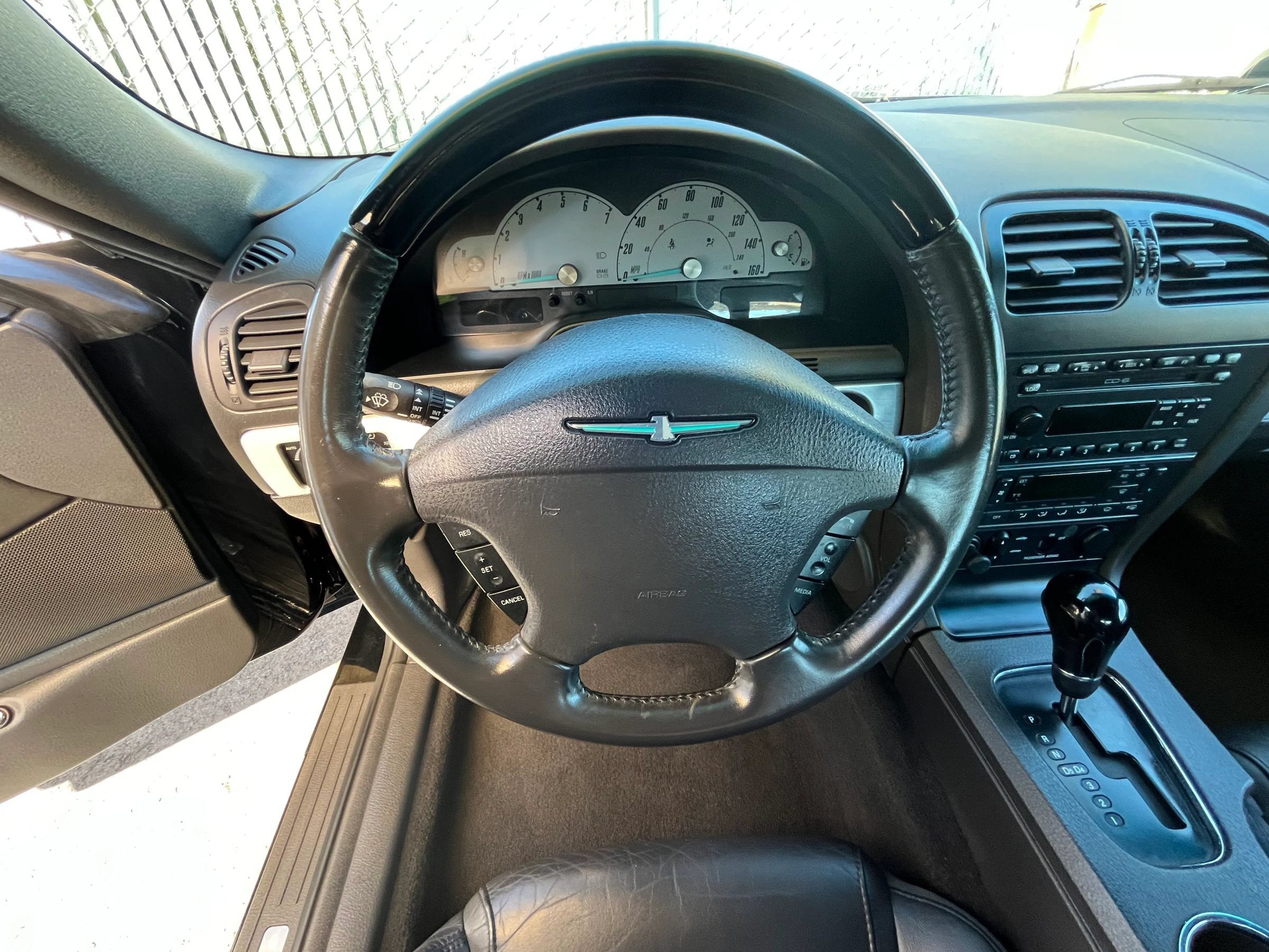 Used 2002 Ford Thunderbird RWD image 16