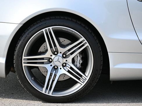 Used 2011 Mercedes-Benz SL 63 AMG image 34