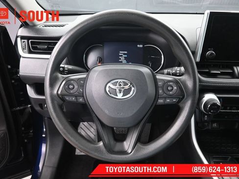 Certified 2024 Toyota RAV4 XLE AWD/4WD image 21