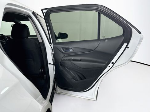 Used 2022 Chevrolet Equinox LT FWD image 29