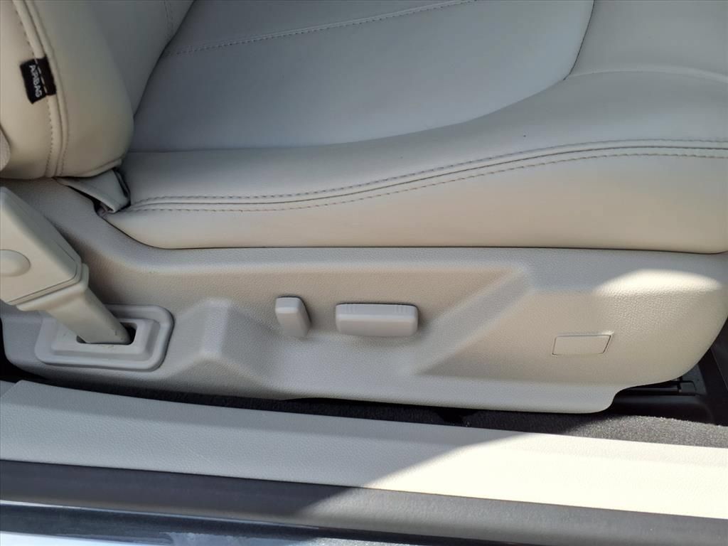 Used 2014 Cadillac CTS Coupe RWD image 10