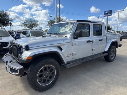 Used 2022 Jeep Gladiator Overland w/ Popular Equipment Package