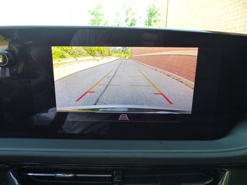 Used 2025 Buick Envista Sport Touring w/ Convenience I Package image 33