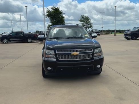 Used 2012 Chevrolet Tahoe LT w/ Texas Edition RWD image 3